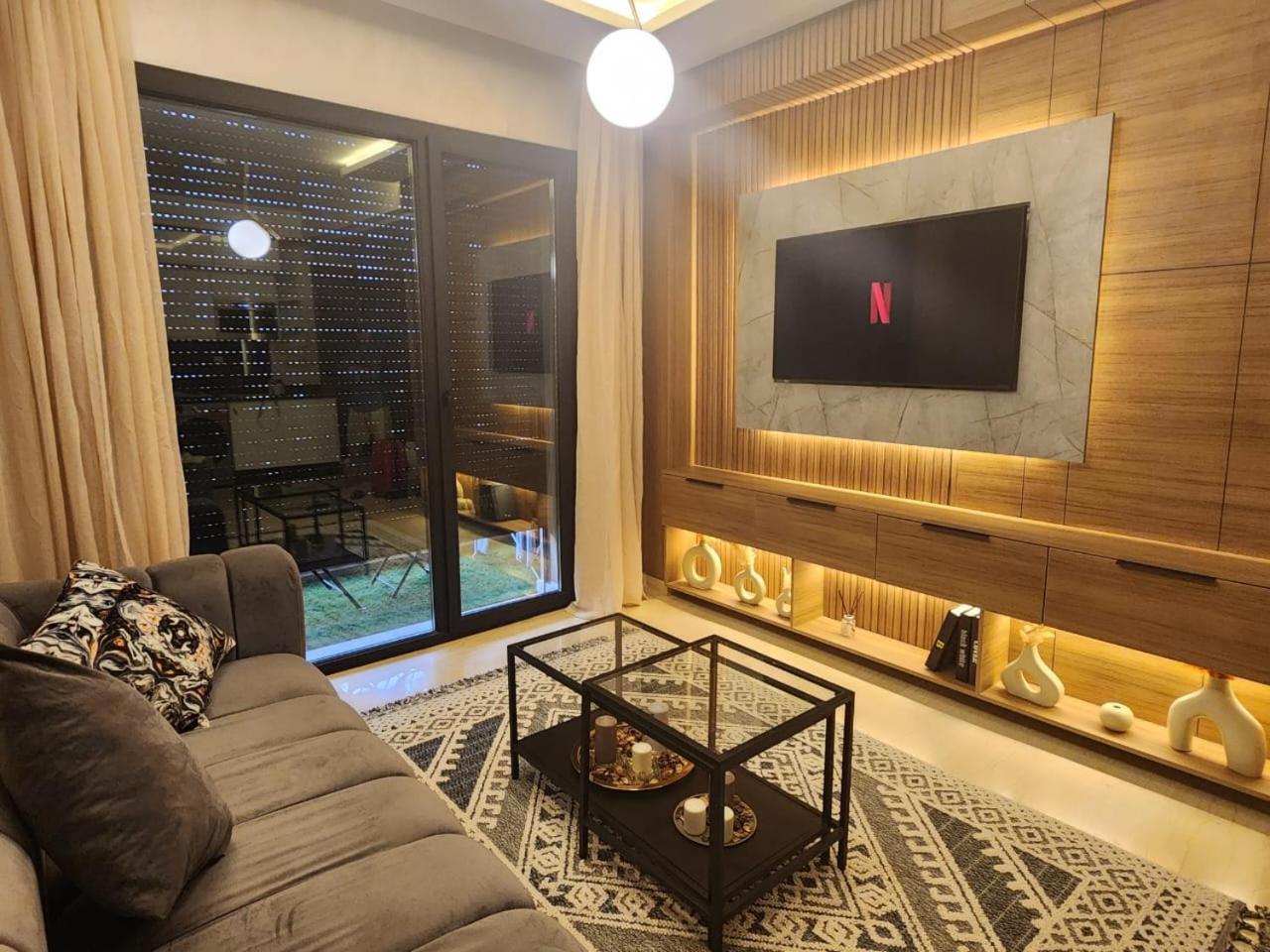 Firstwood Chic Apartment Hivernage Marrakesh Bagian luar foto